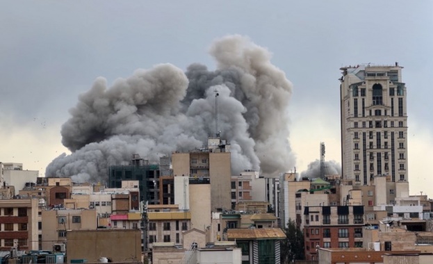 Ескалация в Близкия изток: Иран атакува американски цели, САЩ унищожиха кораби край Ормузкия проток