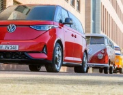 Volkswagen Лекотоварни автомобили чества 70-годишния юбилей на своя завод в Хановер