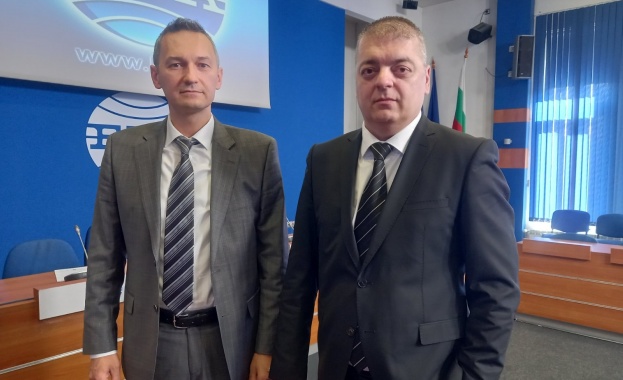 Скандал: Доклад на ДАНС обявява български предприемач за „заплаха“, защото говори чужди езици