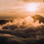 Слънчев петък с утринни мъгли и температури до 18°