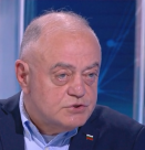 Атанас Атанасов: Когато се правят наденици и се редят листи, най-добре е да не надничаме вътре   