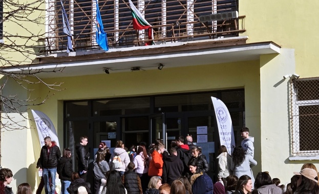 Над 1000 ученици от цялата страна премериха знания по английски език