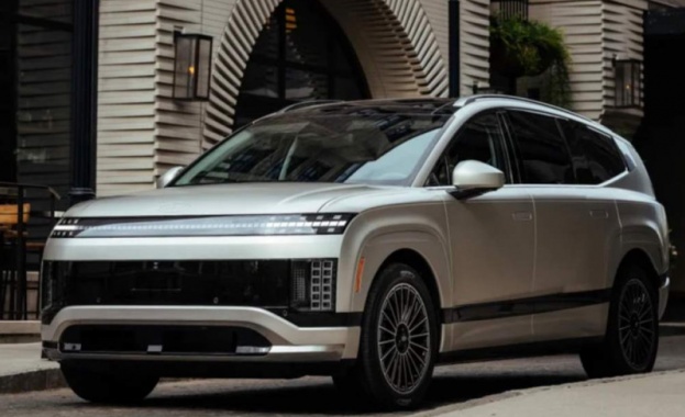 Hyundai Ioniq 9 2026 - №1 електрически SUV на пазара? Според Kelley Blue Book...