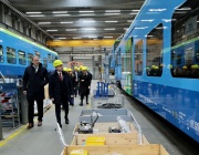 На официална церемония на Централната гара в София представят първия новопроизведен влак „Шкода“, който пристигна у нас в началото на март