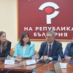 Министър Трайков: У потребителите не трябва да остава и капка съмнение в обективността на техните сметки за електроенергия