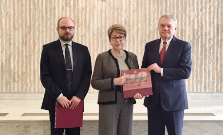 Румен Петков и Георги Стамболиев проведоха среща с посланика на Руската федерация Елеонора Митрофанова