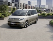 Новият Multivan на Volkswagen Лекотоварни автомобили споделя първи подробности за голямото моделно обновление