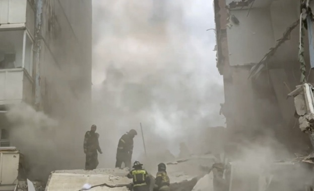 Четирима души загинаха при въздушен удар в Белгородска област