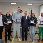 Министър Илиев награди лекоатлетите Божидар Саръбоюков и Александра Начева