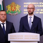 Активираха мярката за компенсации за високите цени на горивата