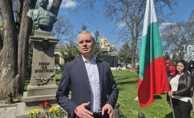 Костадин Костадинов във Варна: Паметта на граф Игнатиев не трябва да бъде поругавана