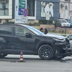 Жена е в болница след катастрофа в София
