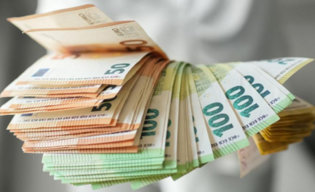 Без намаляване на ДДС за ресторантьори: Мерките на МС са насочени към транспорта, логистиката, земеделието и храните