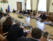 АЗПБ представи пред премиера пакет от мерки за намаляване на ценовата тежест: Подкрепа за родното производство и прозрачност по веригата