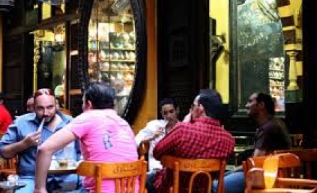 От днес кафенетата и магазините в Египет ще затварят по-рано заради скъпата енергия