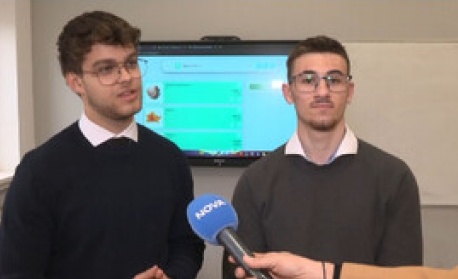 Деца създадоха онлайн приложение, което показва промоциите в магазините