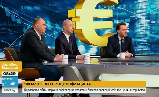 Правителството с мерки срещу скъпите горива. Ще има ли реално облекчение и справедливо ли ще се разпределят помощите