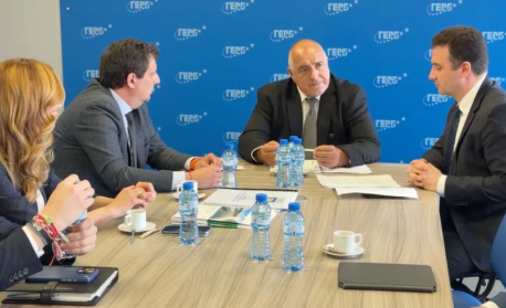 Борисов: Наш приоритет е рафинерията в Бургас да работи