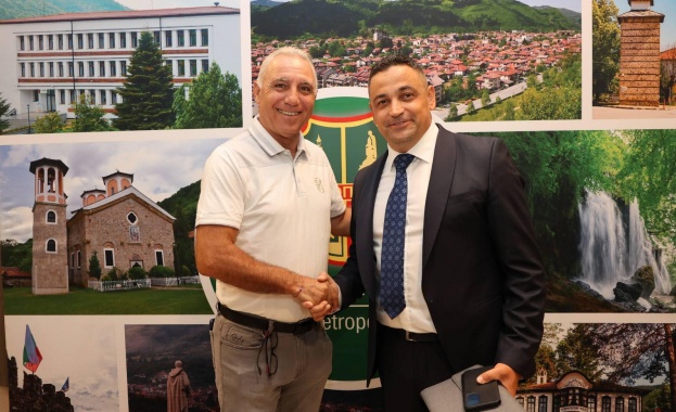 Етрополе открива Зала на „Спортната история“ с кът на Христо Стоичков