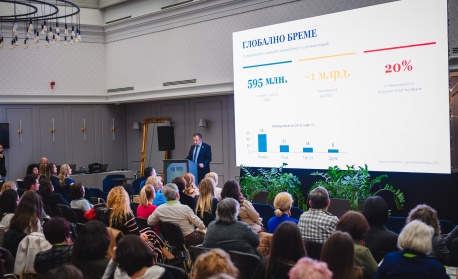 Над 400 лекари обсъждаха нови решения за храносмилателните заболявания