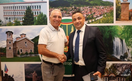 Етрополе открива Зала на „Спортната история“ с кът на Христо Стоичков