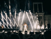 Папи Ханс разпродаде "Арена 8888 София" два месеца преди концерта си