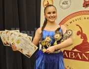 Зад успеха на една млада певица