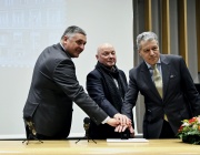 Кръстьо Сарафов влиза във филателната алея на славата