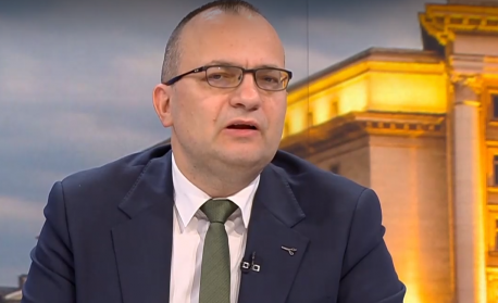 Мартин Димитров: Радев все още е черна кутия, напомня ми на Орбан