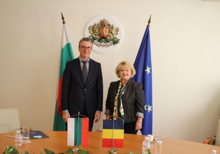 Газ, ток и мостове над Дунав: министър Трайков и посланика на Румъния у нас обсъдиха стратегически връзки в региона