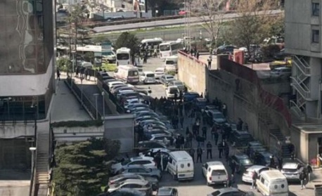 Стрелба до израелското консулство в Истанбул, има убити хора