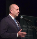 Радев: Историята винаги носи в себе си поука, а понякога и надежда