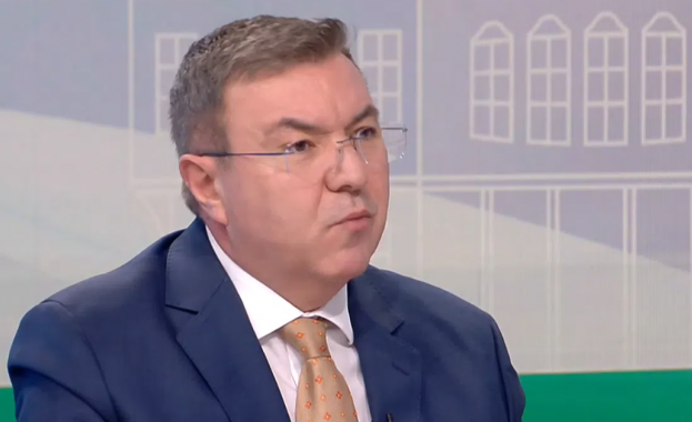 Проф. Ангелов: Очаквам българите да изтрезнеят и да подкрепят ГЕРБ като първа политическа сила много преди изборите