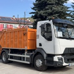 Община Етрополе получи нов сметосъбиращ камион по проект за управление на биоразградимите отпадъци