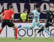 Астън Вила и Фрайбург направиха големи крачки към полуфиналите на Лига Европа