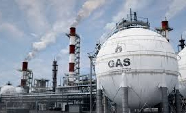 Защо войната с Иран тласка Европа по-близо до американския втечнен природен газ