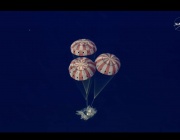 Астронавтите от "Артемис II" се завърнаха на Земята след историческа мисия до Луната