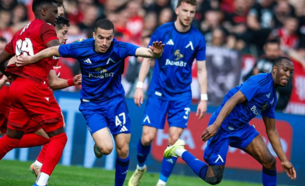 ЦСКА разочарова Левски в сетния миг след драматично Вечно дерби