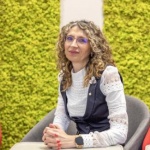 Проф. д-р Надя Велинова-Соколова пред Economy.bg: Срещите със студентите са истинско предизвикателство и вдъхновение   