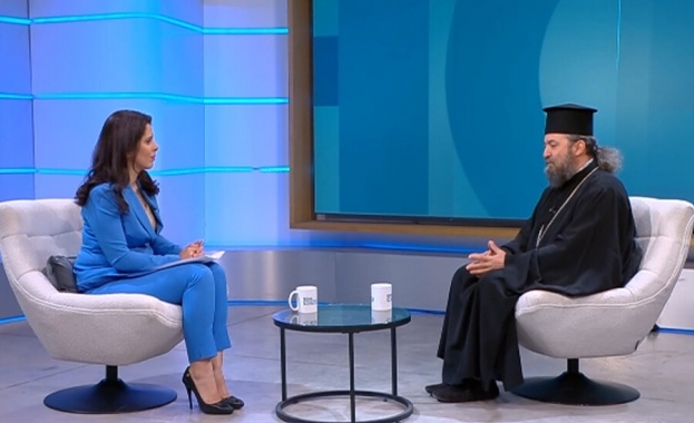 Отец Василий Сарян: След Възкресението светлината стана достъпна за хората