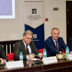 МОН организира дискусия за повече инвестиции в науката