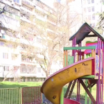 Седем месеца по-късно: След като дете пострада от токов удар на детска площадка във Варна – виновни няма