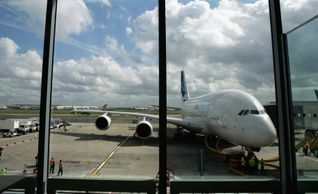 Шестима ранени при авария на самолет на Швейцарските авиолинии