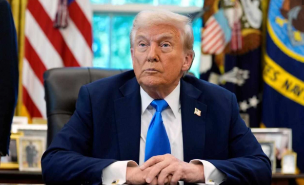 Тръмп: Отварям Ормузкия проток завинаги, Китай ще бъде много доволен