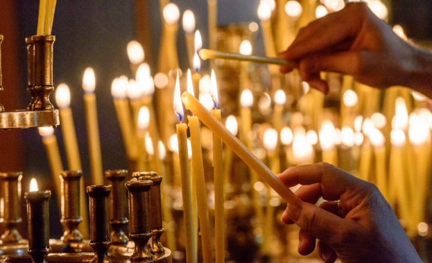 + 2 Неделя след Пасха ¬ Томина. Преп. Йоан Ветхопещерник. Гл. 1, утр. ев. 1, ап. Деян