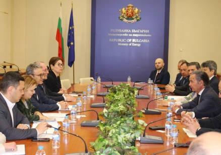 Министър Трайков и Френско-българската търговска камара обсъдиха ключови въпроси за енергийния сектор, индустриалните инвестиции и зелена трансформация