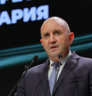 Румен Радев и властта