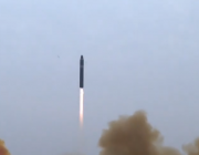 Северна Корея пренася ядрената си заплаха в открито море