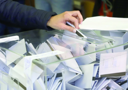 Анализатори: Това е вот, който е против Пеевски и Борисов