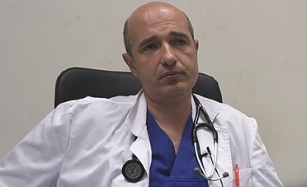 Проф. Иван Груев, kардиолог: Седенето над 8 часа дневно повишава риска от сърдечно-съдови заболявания със 120%